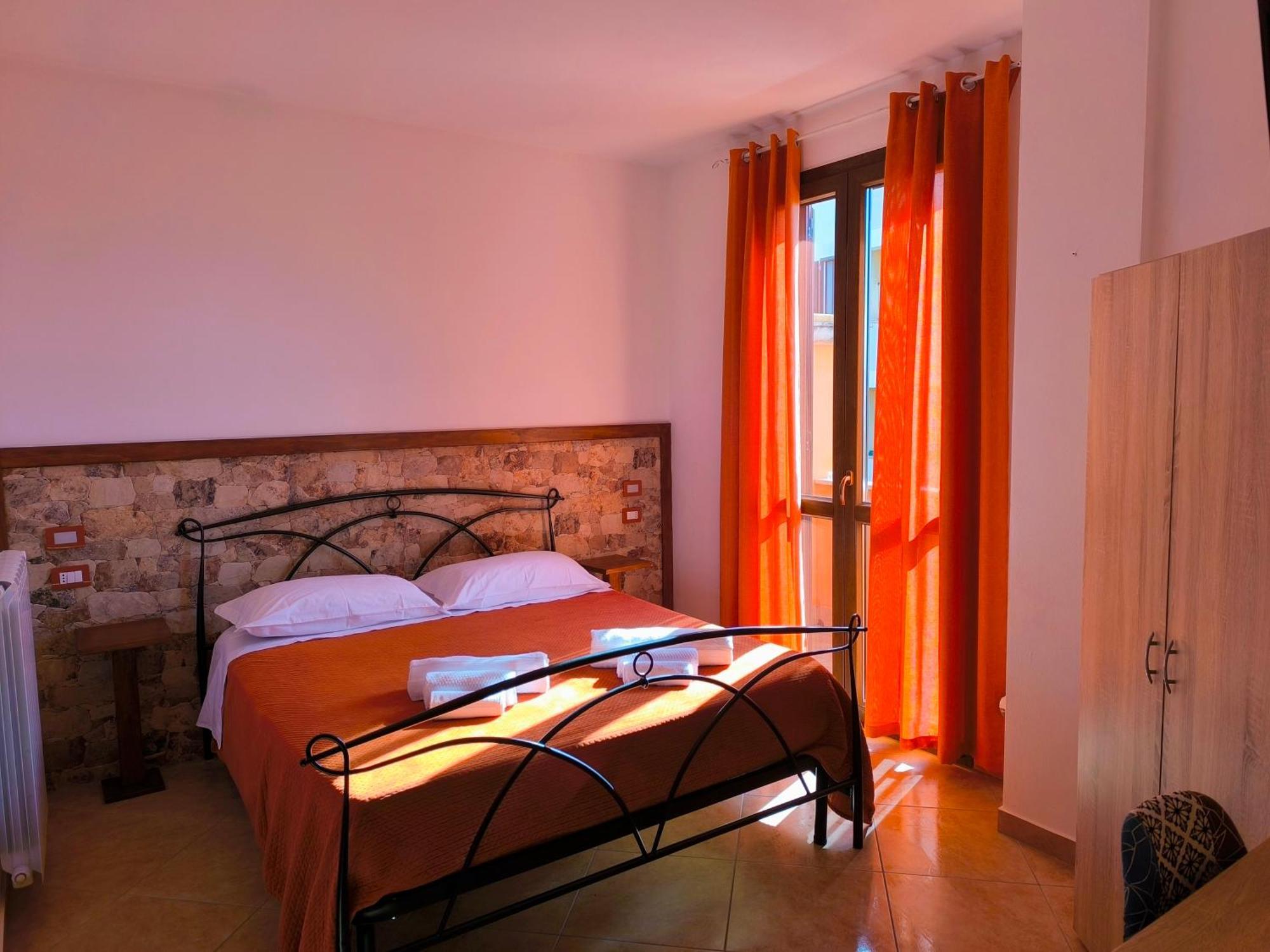 B&B Mamuthones Porto Torres Exteriér fotografie